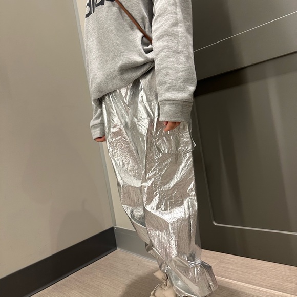 Silver pants - Picture 1 of 2